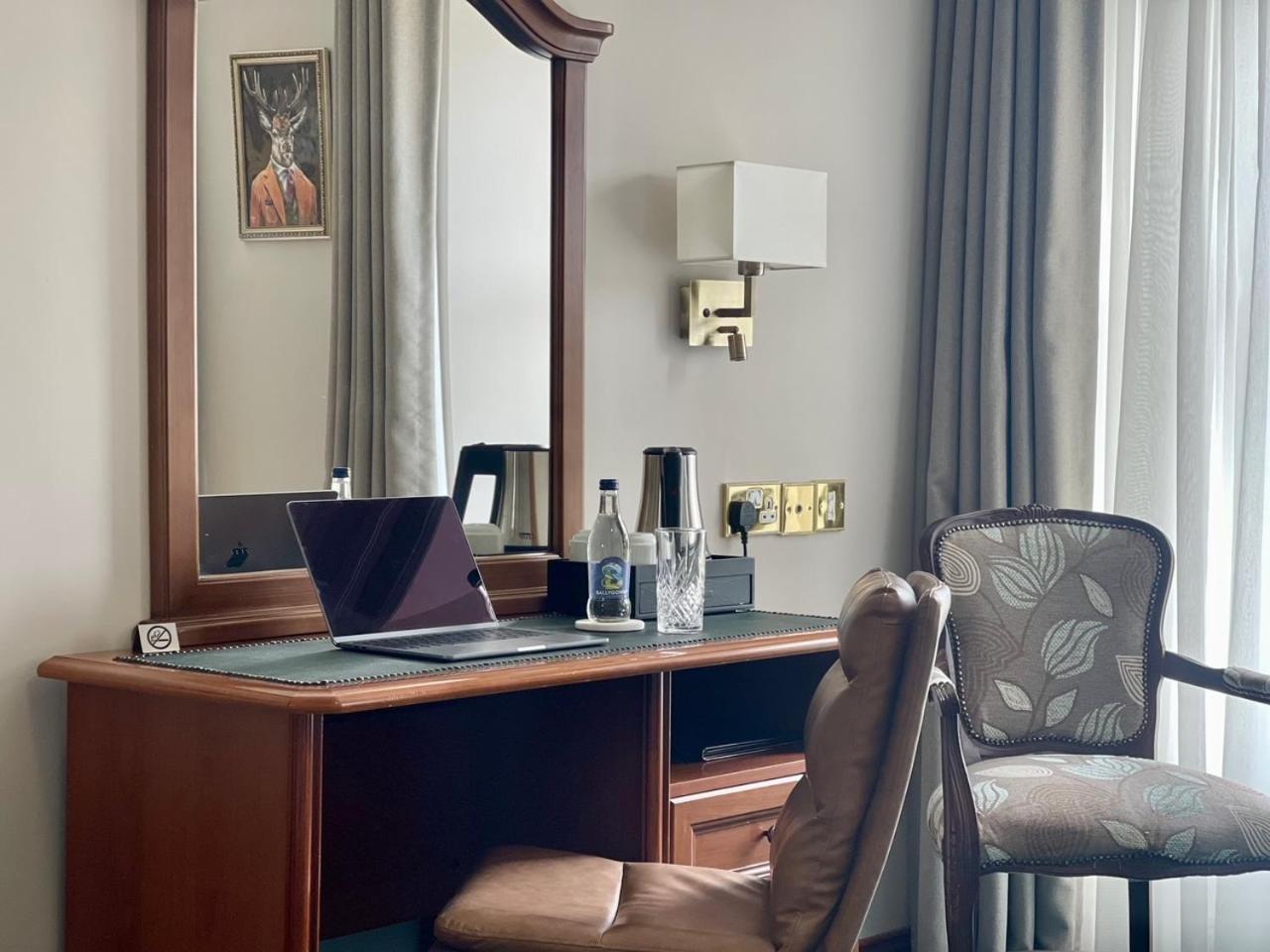 Corbett Court Hotel Fermoy Eksteriør billede